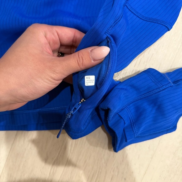 Lululemon It’s Rulu Ribbed Cropped Half Zip - Picture 3 of 3